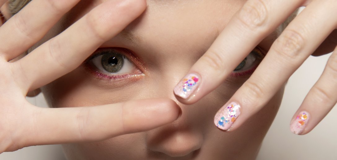 Paznokcie na Walentynki - poznaj modne i oryginalne wzory!