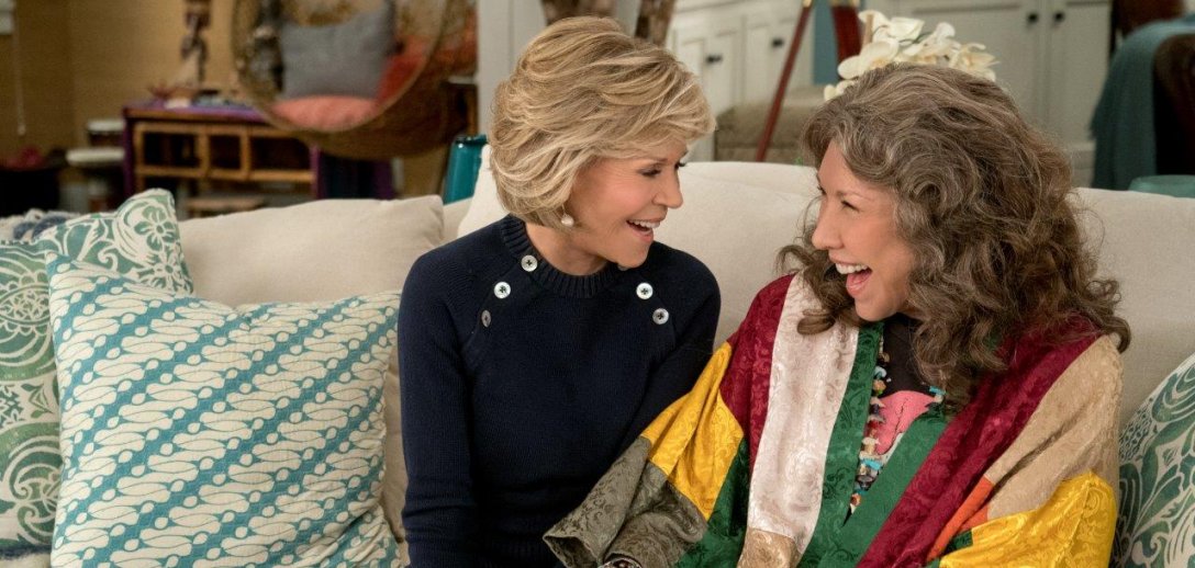 Moda nie zna wieku - stylowe babcie na Netflix