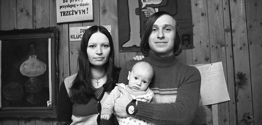 Jonasz Kofta z żoną i dzieckiem