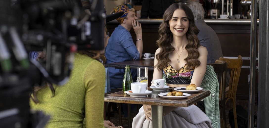 Modne paznokcie Lily Collins spotkały się z krytyką jej męża! Który trend tak bardzo nie przypadł mu do gustu?