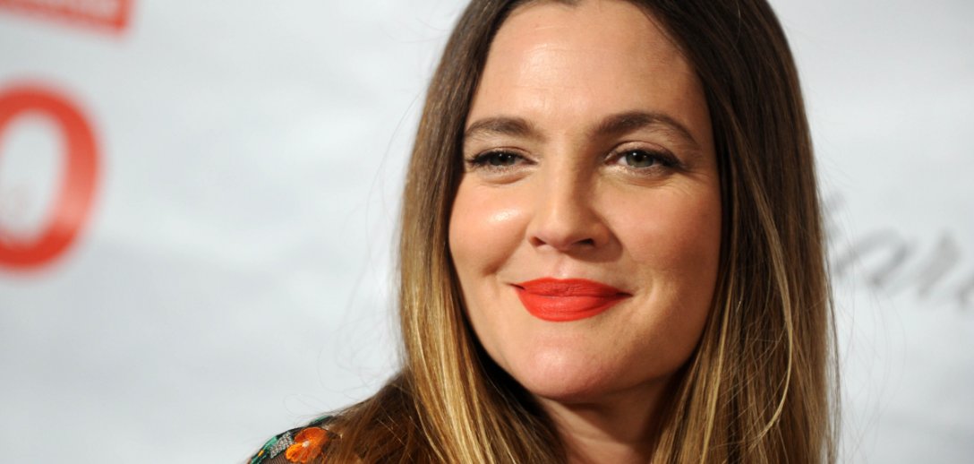 Drew Barrymore o samotnym macierzyństwie, rozczarowaniu Tinderem i lękach, których nabawiła się po pandemii