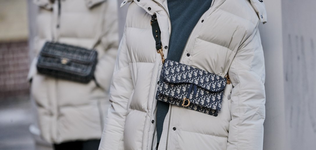 Idealna puchówka? Stylistka pomaga wybrać model, który świetnie leży, grzeje i przetrwa niejedną zimę