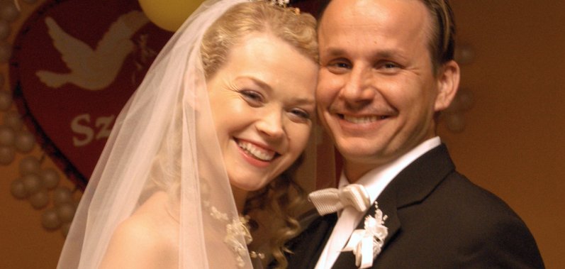 Najlepsze filmy o ślubach i weselach. Od kultowych komedii po nowe produkcje do obejrzenia online