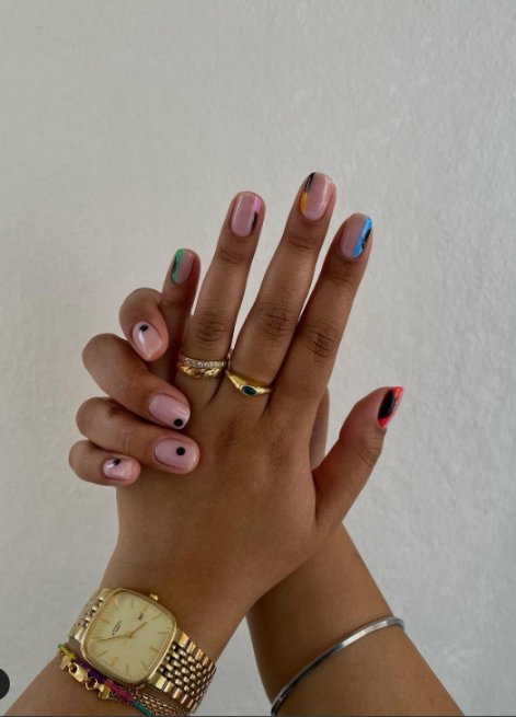 Paznokcie-strawberry-milk-instagram-nailsbysuman