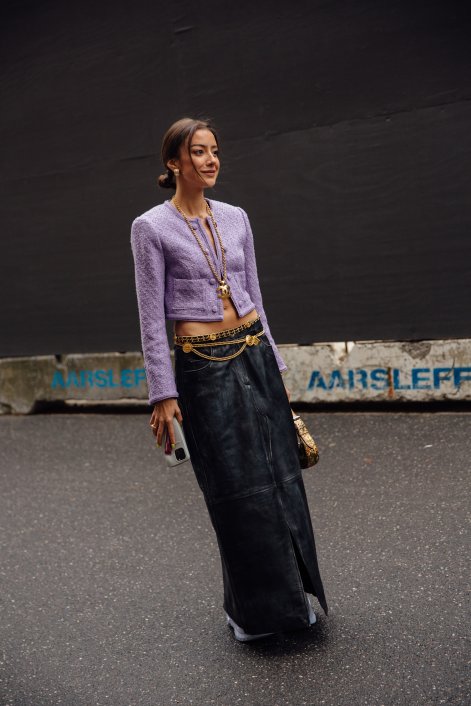 jeansowe-spódnice-maxi-trend-wiosna-lato-2025-stylizacje-2