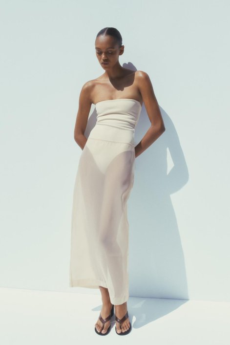 transparentna-spódnica-trendy-wiosna-lato-2025-Zara