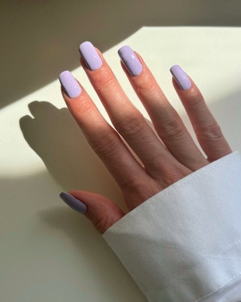 lavender-milk-nails-modny-manicure-wiosna-lato-2025-14