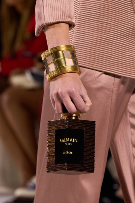 bransoletki-xl-trend-wiosna-lato-2025-Balmain clp S25 095