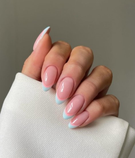 paznokcie-baby-blue-wiosna-lato-2025-inspiracje-3
