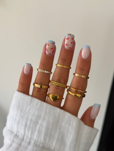 owocowy-manicure-na-wiosnę-i-lato-2025-inspiracje-22