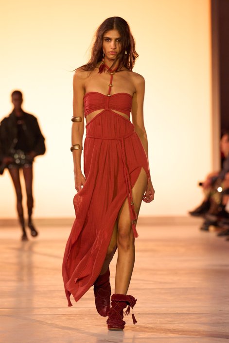 sukienki-boho-trend-wiosna-lato-2025-Marant S25 027