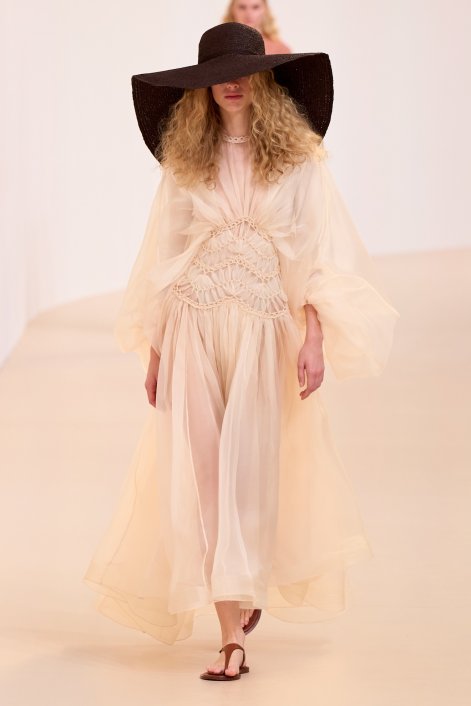 sukienki-boho-trend-wiosna-lato-2025-Zimmermann S25 027