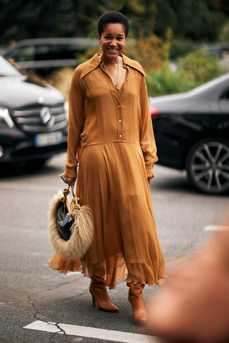 sukienki-boho-trend-wiosna-lato-2025-Paris str S25 1342