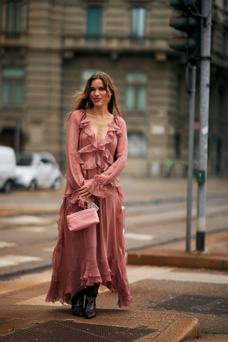 sukienki-boho-trend-wiosna-lato-2025-Milano str S25 2431