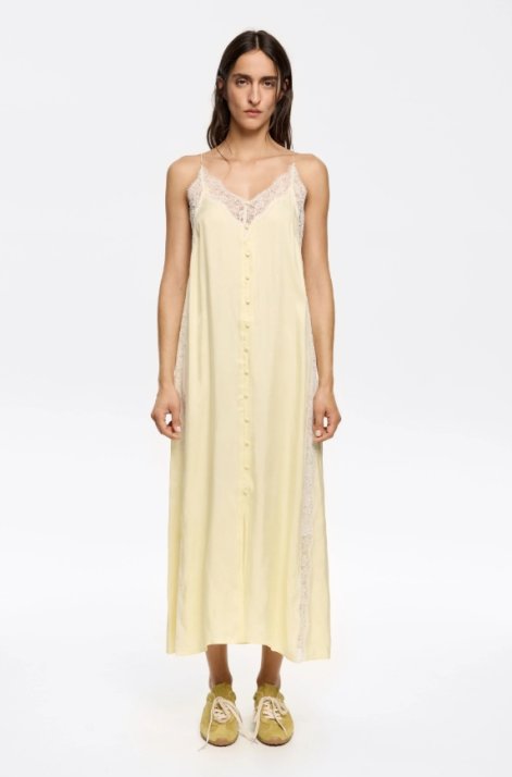 sukienki-boho-trend-wiosna-lato-2025-bimba-y-lola