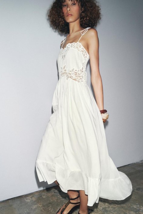 sukienki-boho-trend-wiosna-lato-2025-zara-1