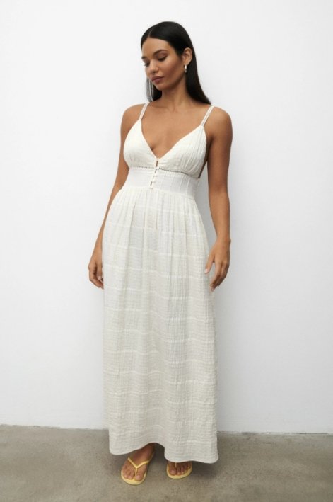 sukienki-boho-trend-wiosna-lato-2025-the-odder-side