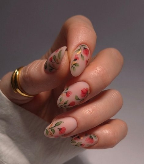 flowe-nails-paznokcie-z-motymem-kwiatów-trend-wiosna-lato-2025-5