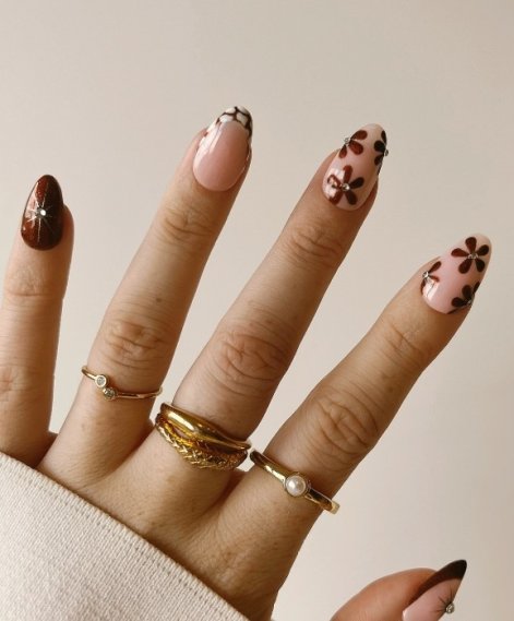 flowe-nails-paznokcie-z-motymem-kwiatów-trend-wiosna-lato-2025-41