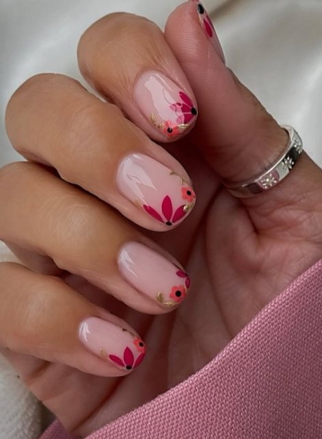flowe-nails-paznokcie-z-motymem-kwiatów-trend-wiosna-lato-2025-dokhte_lux