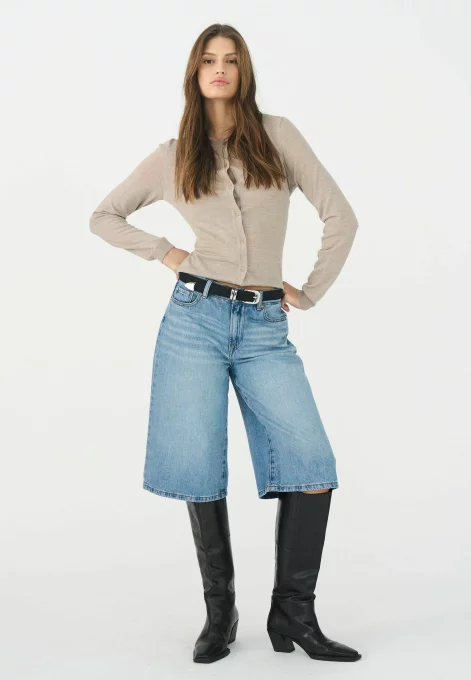 denimowe jortsy hitem lata 2025