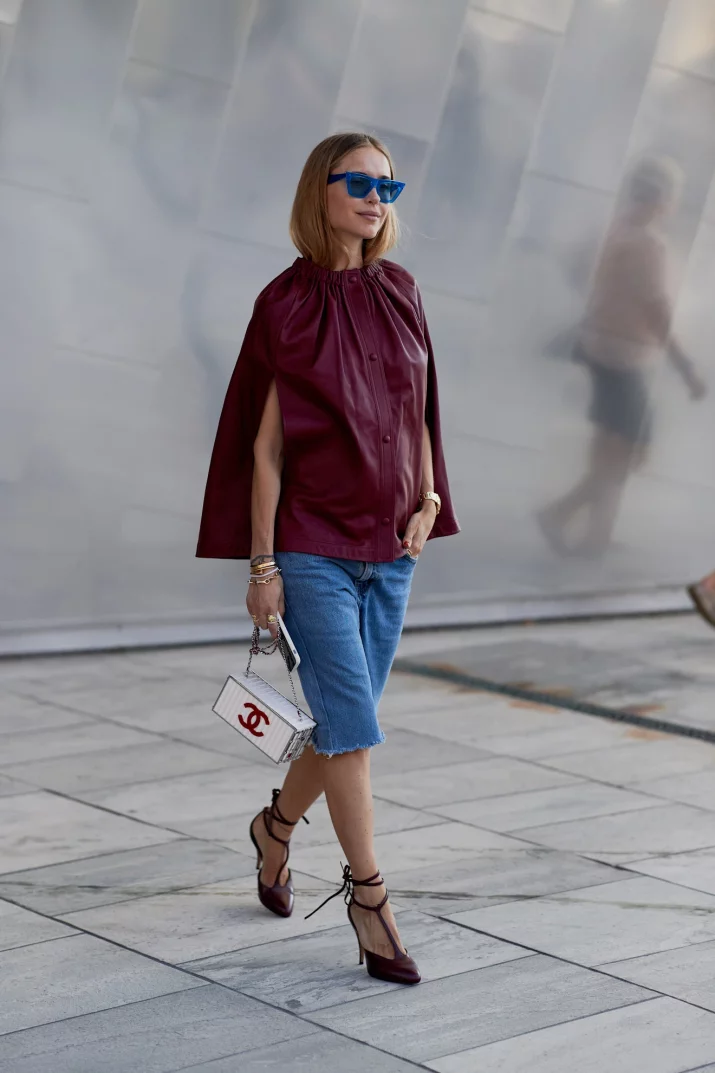 Jortsy, ale jakie? W tym sezonie nosimy dżinsowe spodenki za kolano, najlepiej w wersji oversize!