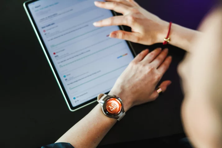 HUAWEI WATCH 5 - PL briefing - 7327_11zon