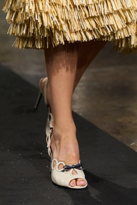 buty-peep-toe-trend-wiosna-lato-2025-Antonio Marras clp S25 140