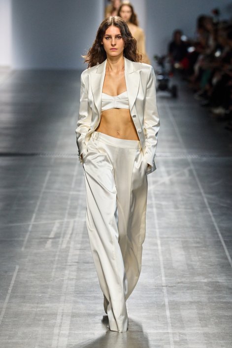 satynowe-spodnie-na-lato-2025-Scervino S25 018