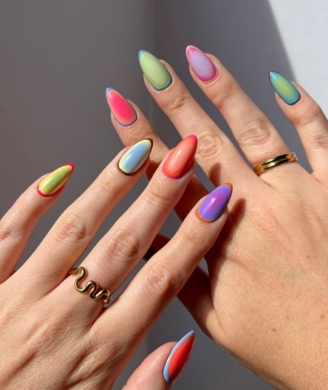 aura-nails-modne-paznokcie-na-lato-2025-4