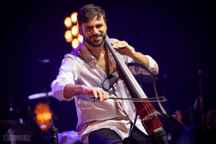 HAUSER1