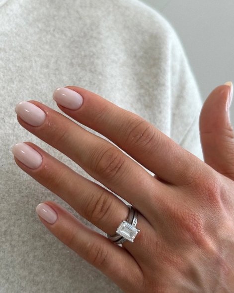 paznokcie-clean-girl-nails1