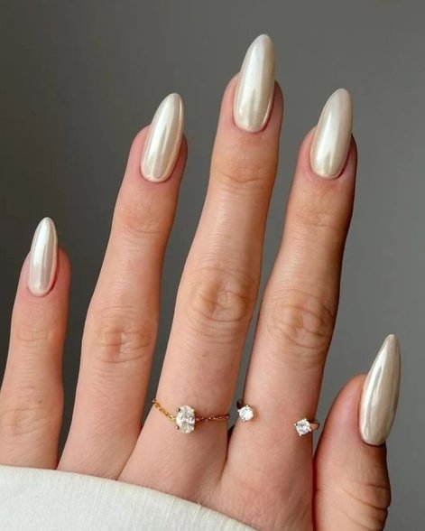 paznokcie-clean-girl-nails10