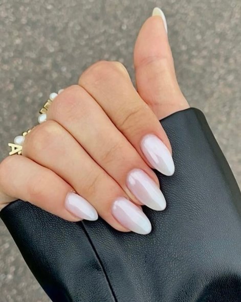 paznokcie-clean-girl-nails12