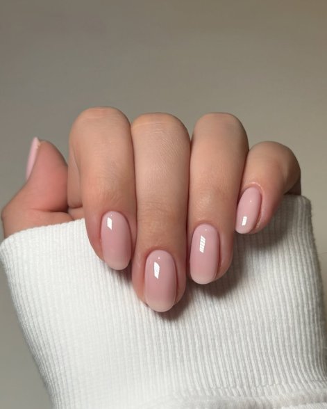 paznokcie-clean-girl-nails14
