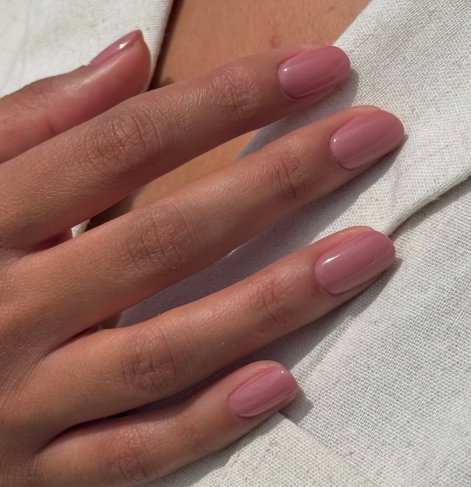 paznokcie-clean-girl-nails20