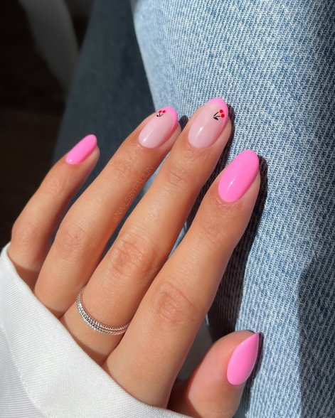 cherry-nails-modne-paznokcie-na-lato-2025-9