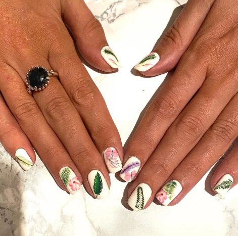 Tropical nails25