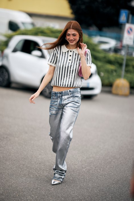 dzianinowe-bluzki-trend-na-lato-2025-Milano m str S25 0470
