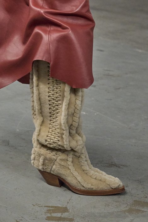 kowbojki-modne-buty-jesień-zima-2025-2026-Gabriela Hearst clp F25 098