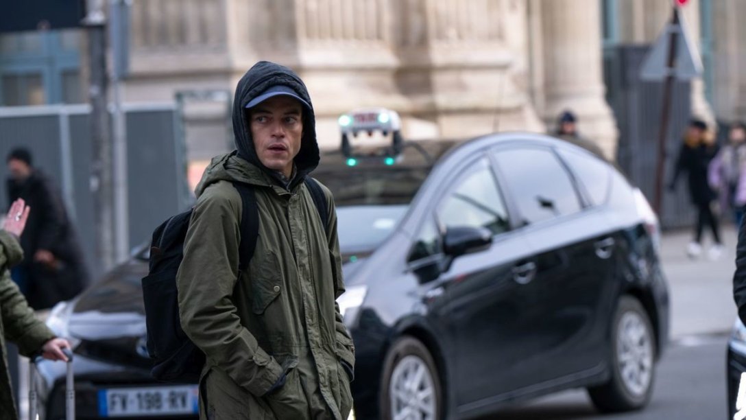 Ten gęsty od napięcia thriller to głośna nowość w streamingu. Rami Malek intryguje w roli głównej!