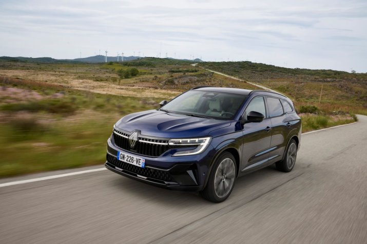 All-new Renault Espace E-Tech 200 ch - Midnight Blue (10)