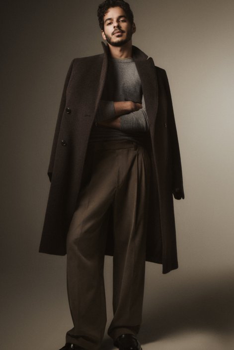 FALL_WINTER_2025_BOSS_GLOBAL_CAMPAIGN_ISHAAN_KHATTER_002_2x3__image-mid-res