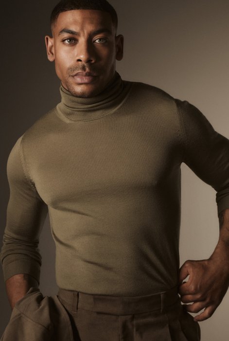 FALL_WINTER_2025_BOSS_GLOBAL_CAMPAIGN_AARON_PIERRE_002_2x3__image-mid-res