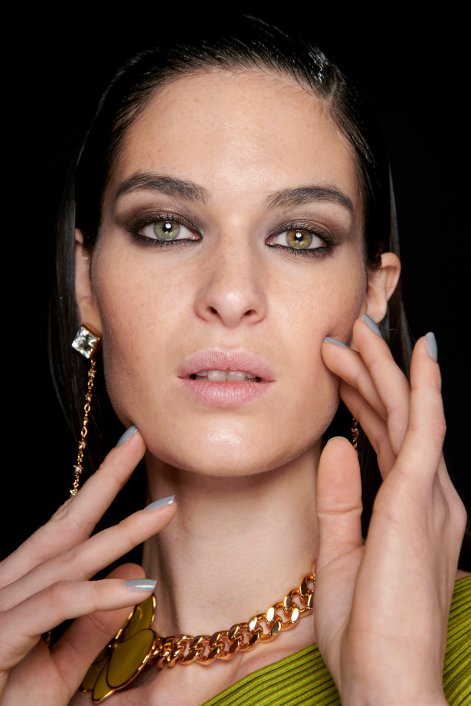 smoky-eye-Hobeika HC bks S23 009
