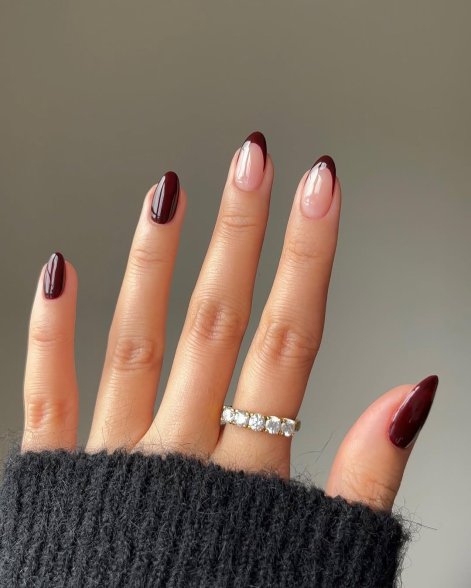 black-cherry-nails-modny-manicure-na-jesień-i-zimę-2025-7