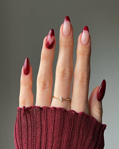 black-cherry-nails-modny-manicure-na-jesień-i-zimę-2025-2