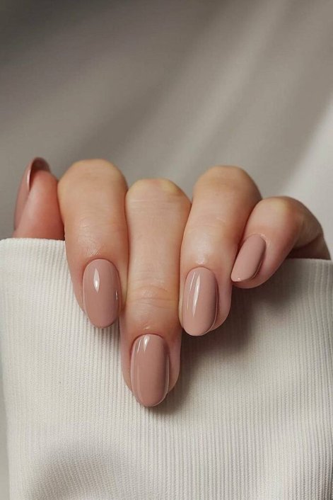 scandi chic nails19