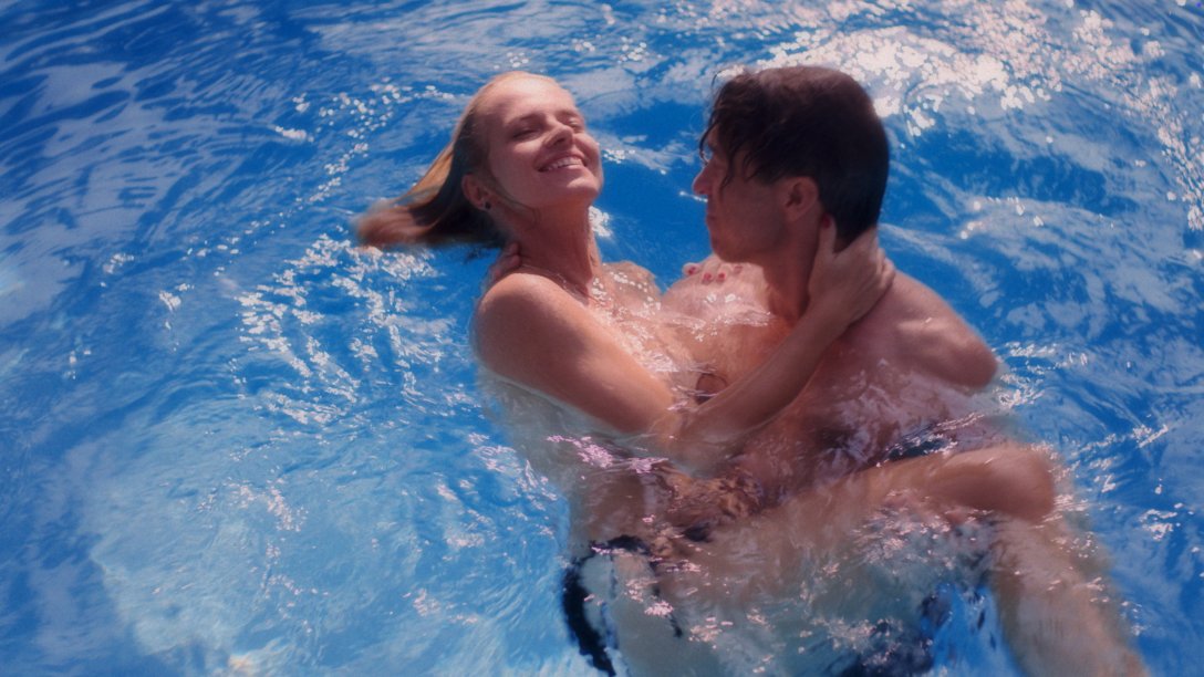 A co, jeśli 1 plus 1 nagle zamienia się w 3? Recenzja filmu Trzy miłości, prosto z festiwalu w Gdyni!