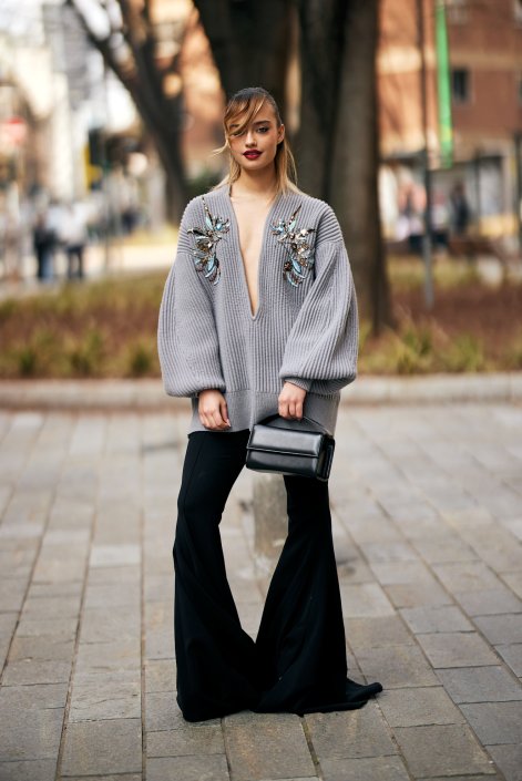jeansy-flare-trendy-jesień-zima-2025-2026-Milano str F25 1044